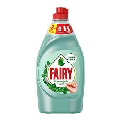 Средство для мытья посуды Fairy Нежные руки Чайное дерево и мята/Ромашка и витамин E 450мл аромат в ассортименте