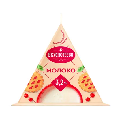 Молоко Вкуснотеево ультрапастеризованное 3.2% 200мл